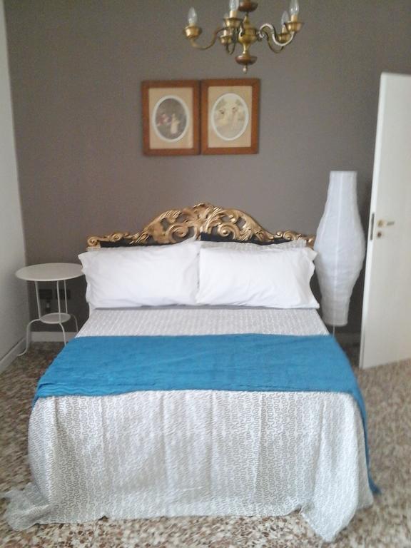 L.T. Schneider B&B Bologna Bagian luar foto