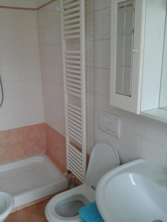 L.T. Schneider B&B Bologna Ruang foto
